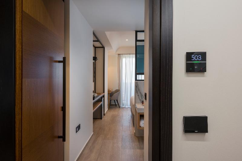 חדר סטנדרט נוף לבריכה, Hyperion City Hotel & Spa