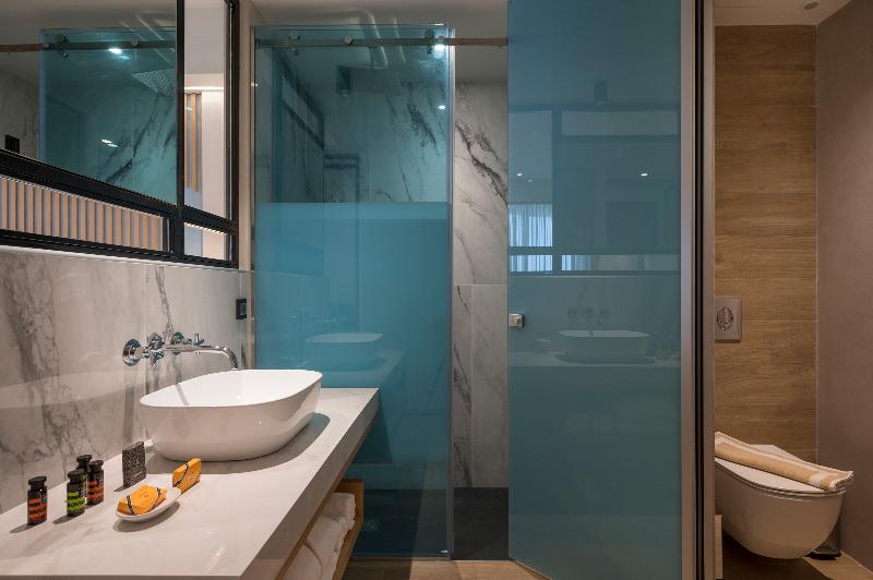 חדר סטנדרט נוף לבריכה, Hyperion City Hotel & Spa