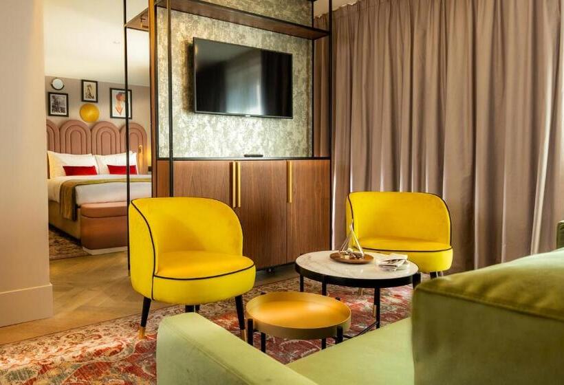 Suite Pat Queen, Indigo Belgrade, An Ihg