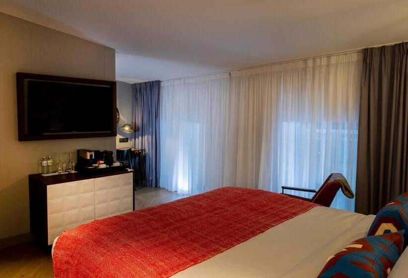 Cameră Standard Pat Queen Size, Indigo Belgrade, An Ihg