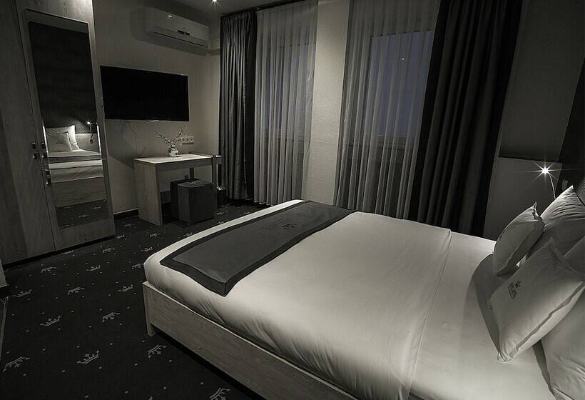 חדר קומפורט, Royal