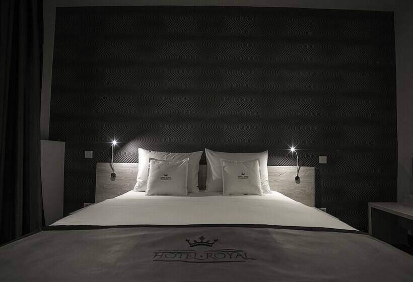 חדר ביזנס, Royal