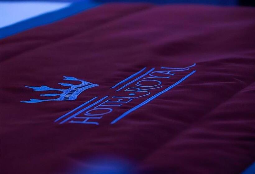 חדר קומפורט, Royal