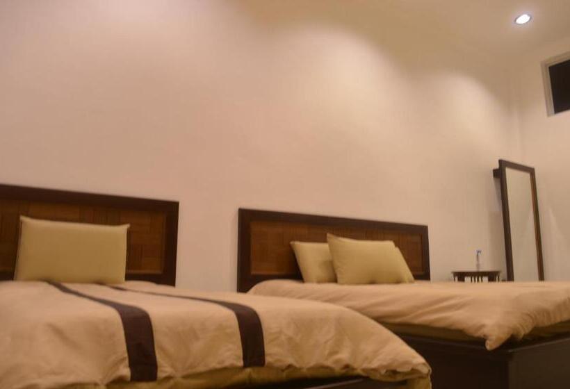 수피리어 스위트, Lsh Rest House