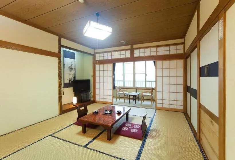スタンダード４人部屋, Tomiya Ryokan