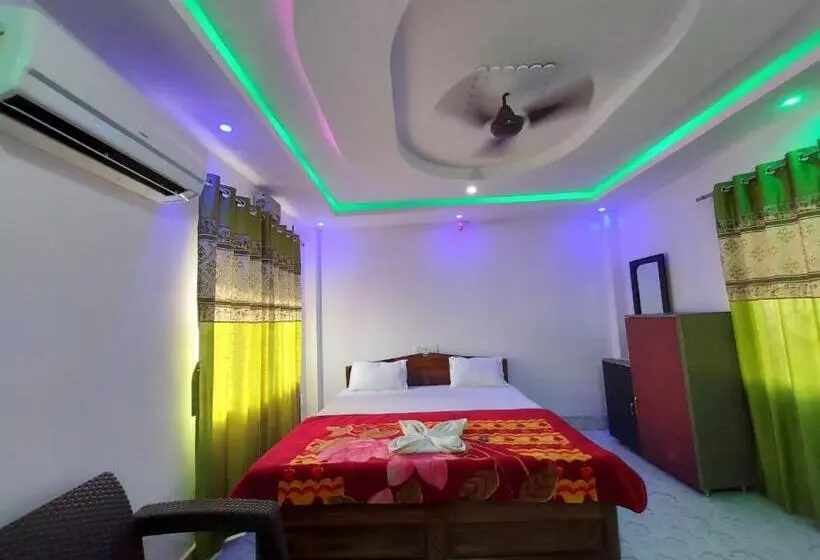 スタンダードルーム, Swastik Resort Tajpur