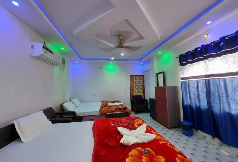 スタンダード４人部屋, Swastik Resort Tajpur