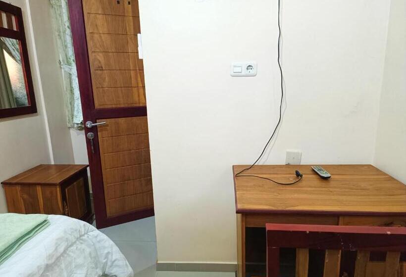 غرفة قياسية فردية, Balqies Homestay Syariah Makassar Mitra Reddoorz