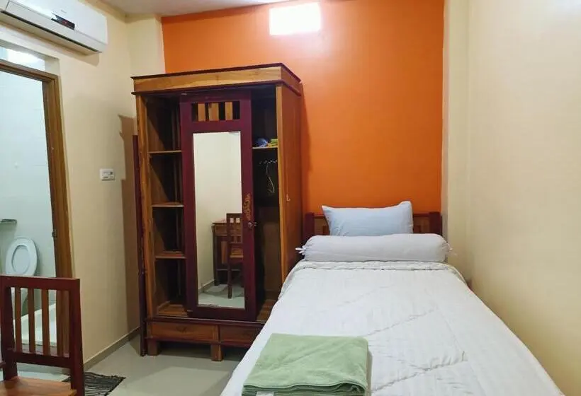 スタンダードシングルルーム, Balqies Homestay Syariah Makassar Mitra Reddoorz