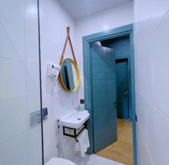 اتاق اکونومی, Green Rooms