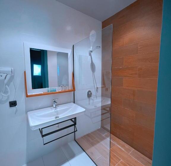 اتاق اکونومی, Green Rooms