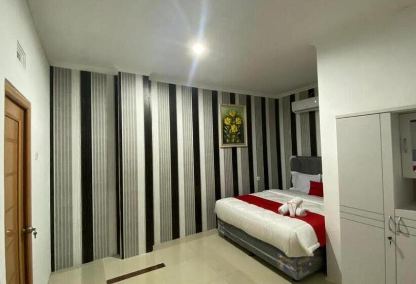 Pokój Deluxe, Reddoorz Plus @ Rawamangun