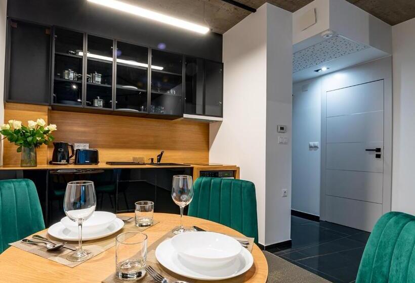 Апартаменты 1 Спальня, Noir