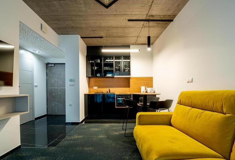 Апартаменты 1 Спальня с Балконом, Noir