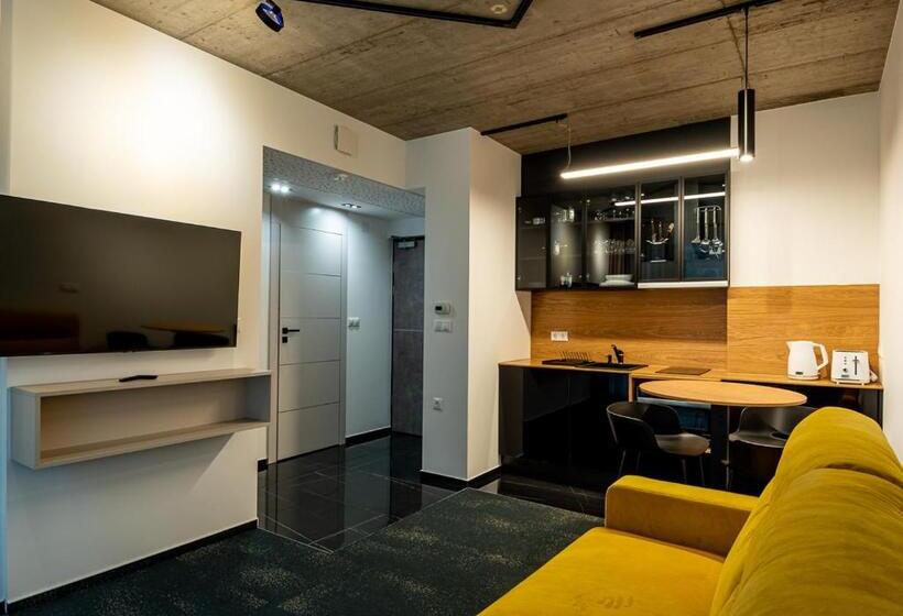 Апартаменты 1 Спальня с Балконом, Noir