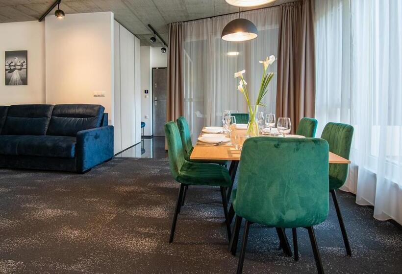 Апартаменты 2 Спальни, Noir