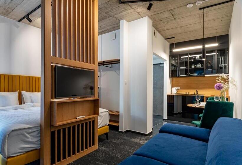 Студия Стандарт, Noir