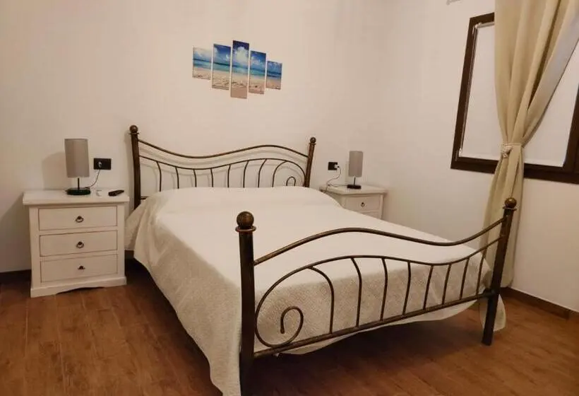 スタンダードルーム, Casa Janas Affittacamere Bed & Breakfast