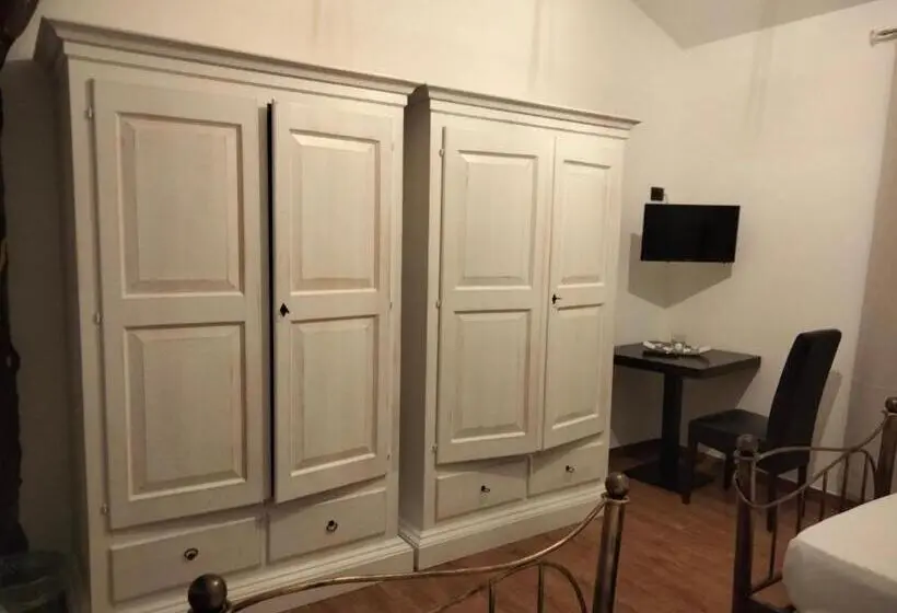 スタンダード４人部屋, Casa Janas Affittacamere Bed & Breakfast