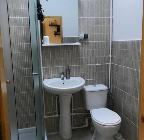 Номер Стандарт, Cazare Iedera