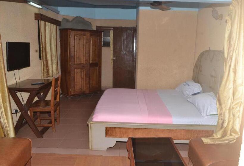 Standard Room, White Horse Hotel Porto Novo