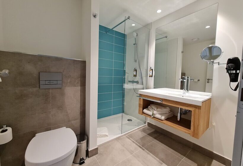 غرفة قياسية, Akena Nantes Reze Aeroport