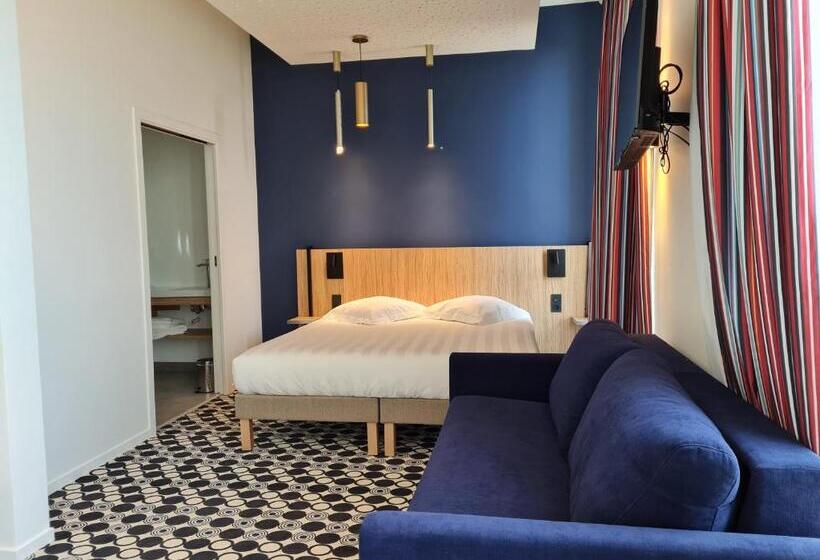 جناح, Akena Nantes Reze Aeroport