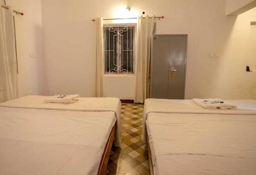 Семейный Номер Deluxe, Anjoned Hostel & Cafe