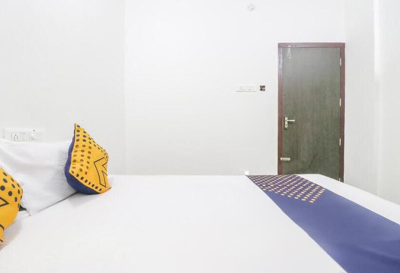 スタンダードルーム, Spot On Rohini Inn Kadampuzha