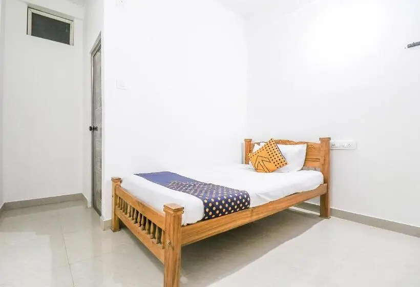 スタンダードシングルルーム, Spot On Rohini Inn Kadampuzha