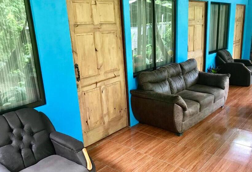 اتاق خانوادگی, El Manantial De Corcovado