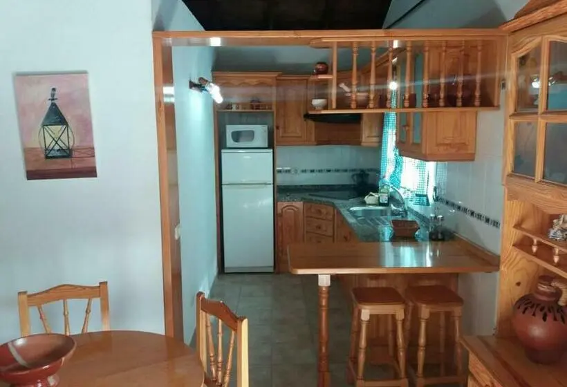 スタンダード４人部屋, Room In Guest Room   Casa El Cardon A2 Buenavista Del Norte