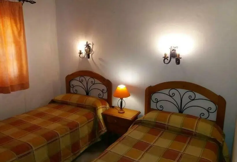スタンダード４人部屋, Room In Guest Room   Casa El Cardon A2 Buenavista Del Norte