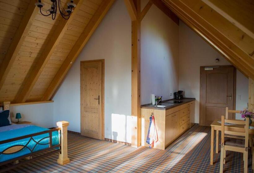 デラックスルーム, Pension Raupennest Mit Blockhaussauna