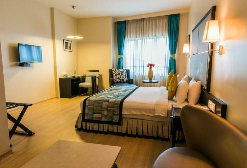غرفة قياسية سرير كينج, Sonotel Hotels & Resorts Pvt Ltd