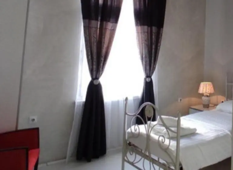اتاق استاندارد یک نفره, Citalna Rooms