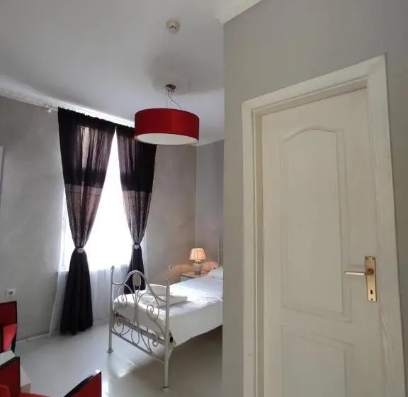 اتاق استاندارد یک نفره, Citalna Rooms