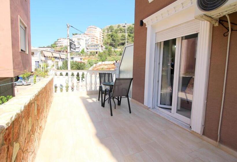 Habitació Deluxe Vista Mar Lateral, Elite Sarande