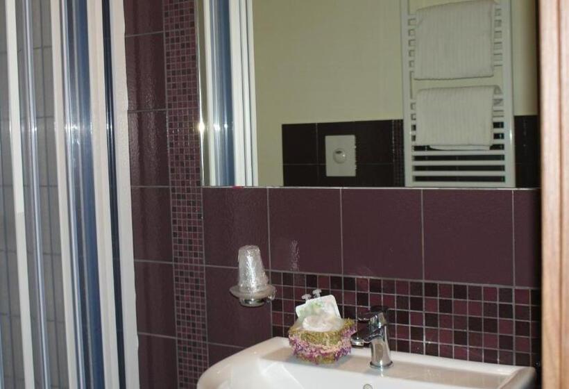 חדר סטנדרט עם מרפסת, Mimi