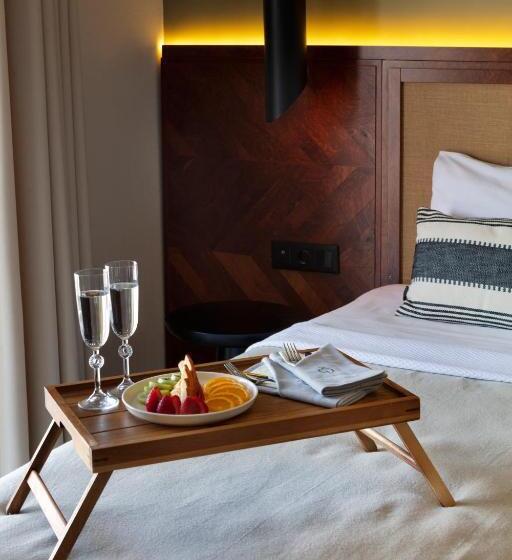 اتاق استاندارد, Zoİ Cunda