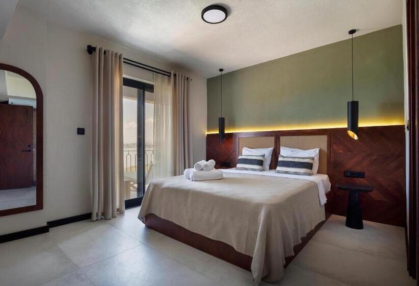 اتاق استاندارد, Zoİ Cunda