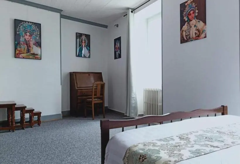 スタンダードルーム, Hostellerie Des Voyageurs