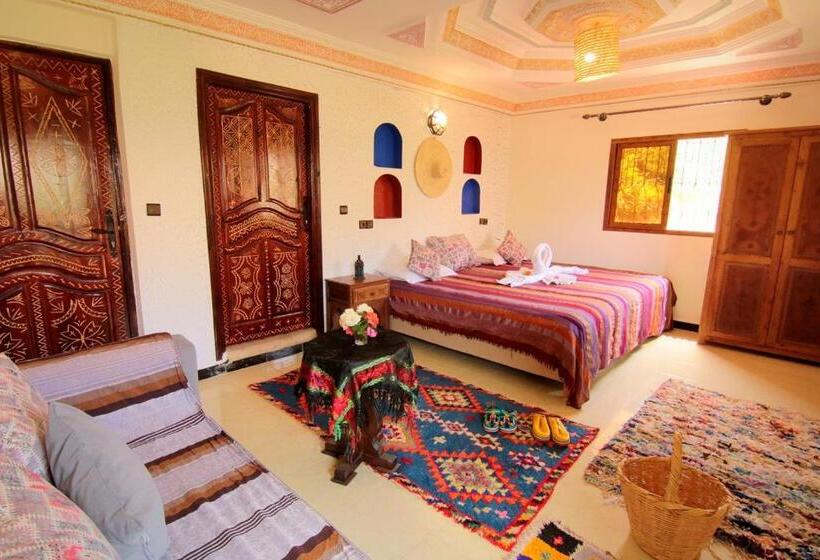 Deluxe Room with Balcony, Jnane Karma
