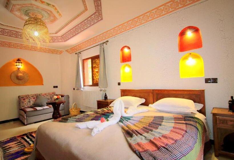 غرفة عائلية مطلّة علي الجبل, Jnane Karma