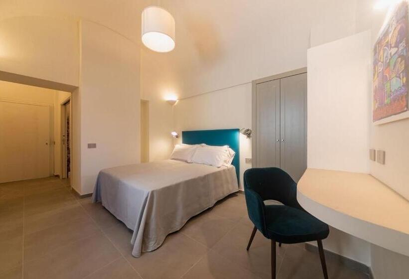 スタンダードルーム, Insula Boutique