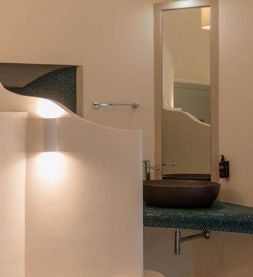 バルコニー付きデラックスルーム, Insula Boutique