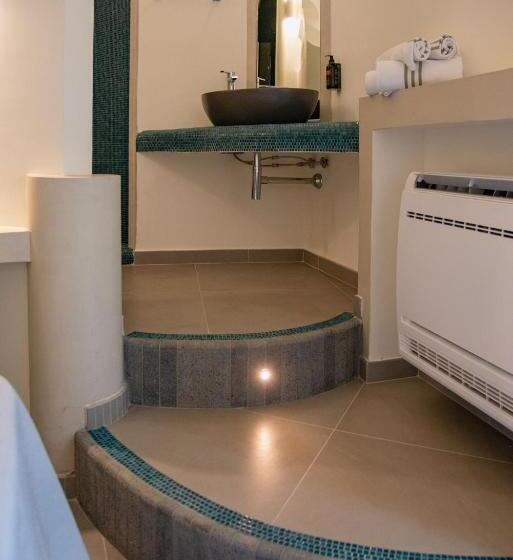 バルコニー付きデラックスルーム, Insula Boutique