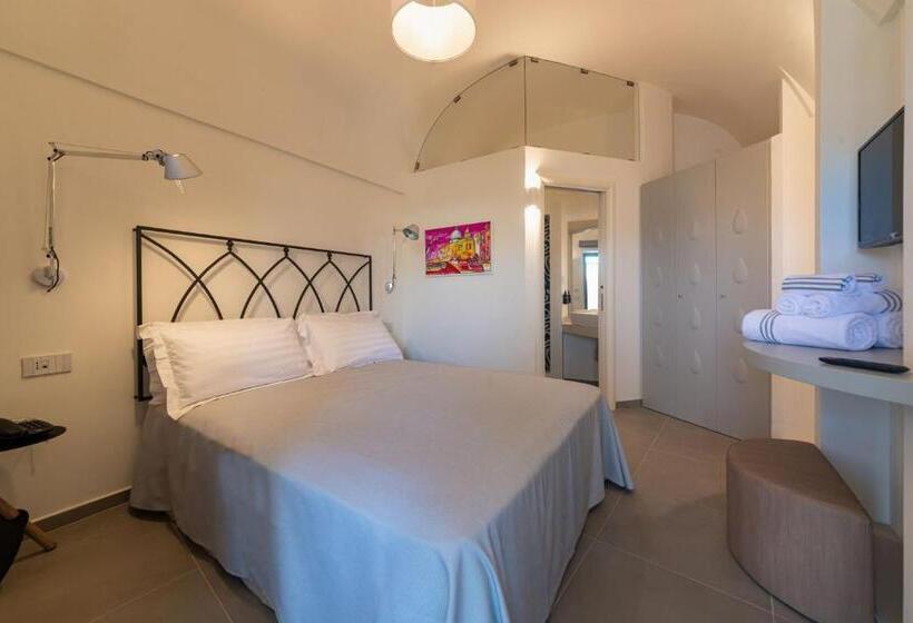 غرفة قياسية مطلّة علي الحديقة, Insula Boutique