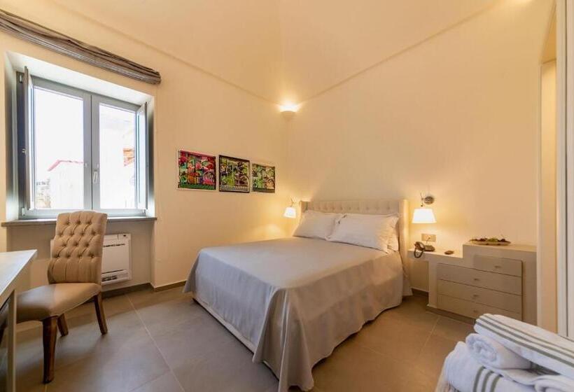 スタンダードルーム, Insula Boutique