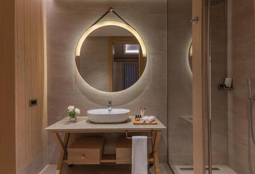 חדר דחוקס עם מיטת קינג, Mgallery The Bodrum Hotel Yalikavak